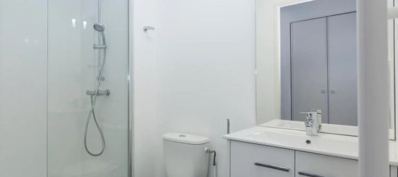 Studio in Lille, France No. 253572 12