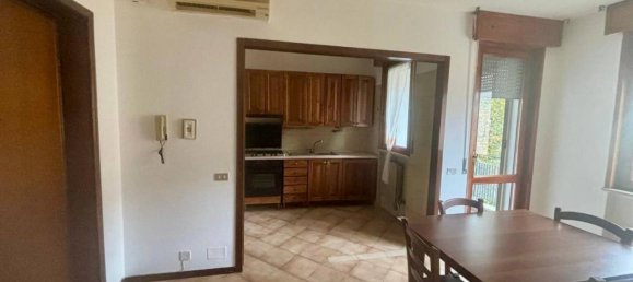 3 rooms Apartment in Rottofreno, Italy No. 133632 2