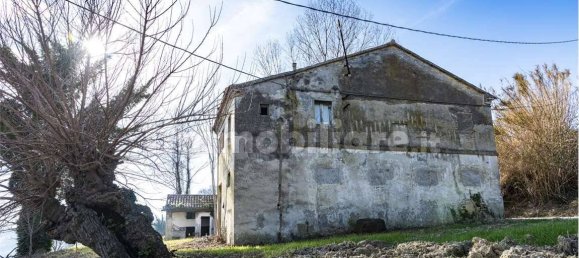 3 bedrooms House in Ancona, Italy No. 157260 8