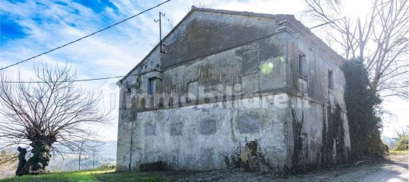 3 bedrooms House in Ancona, Italy No. 157260 9