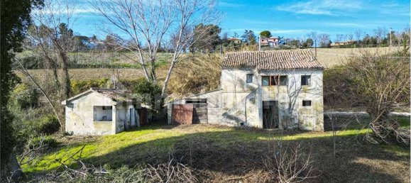 3 bedrooms House in Ancona, Italy No. 157260 12