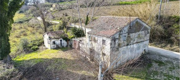 3 bedrooms House in Ancona, Italy No. 157260 15