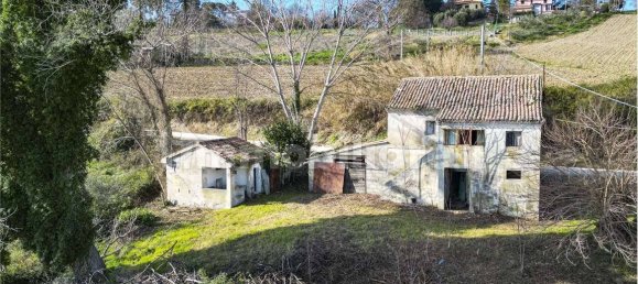 3 bedrooms House in Ancona, Italy No. 157260 14