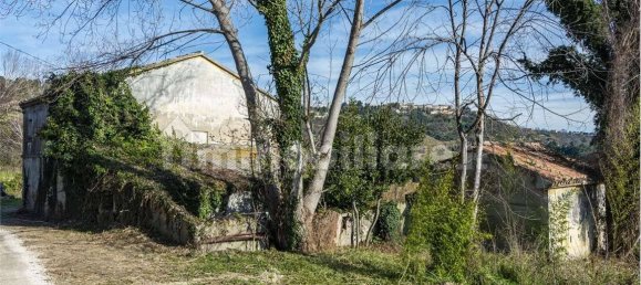 3 bedrooms House in Ancona, Italy No. 157260 11