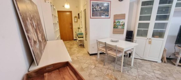 Apartamento de 2 habitaciónes en Rapallo, Italy No. 30301 4