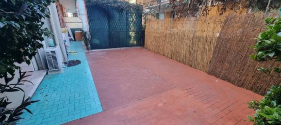 Apartamento de 2 habitaciónes en Rapallo, Italy No. 30301 14