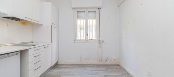 37m² Office in Madrid, Spain No. 156836 6