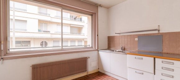 2 rooms Apartment in Lyon, France No. 297386 5