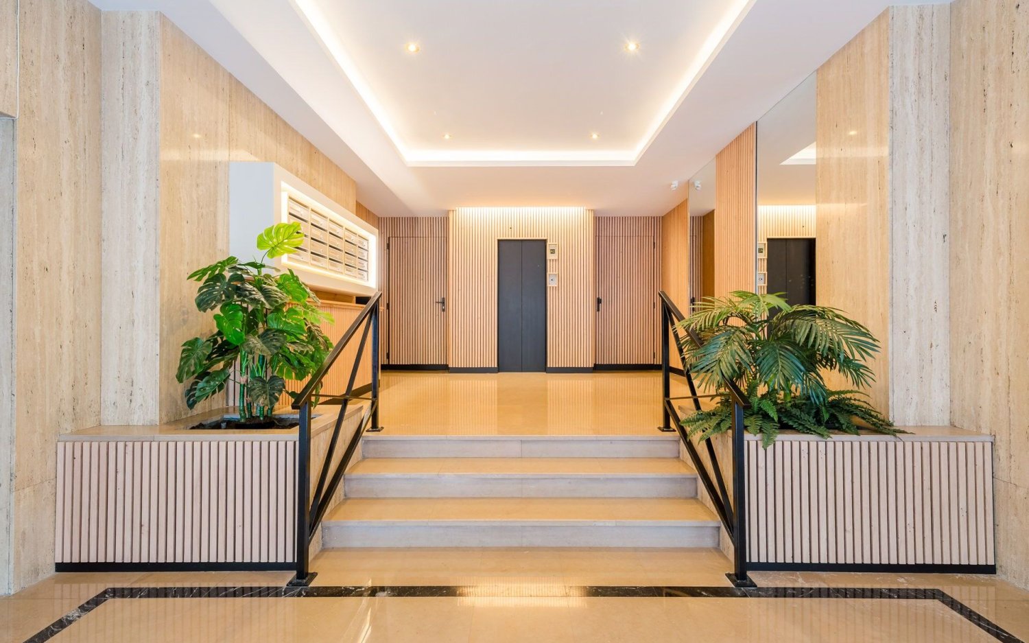 2 rooms Apartment in Lyon, France No. 297386