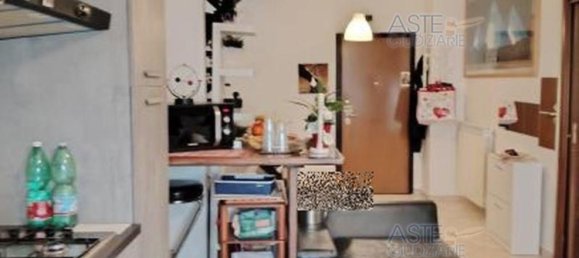 3 rooms Duplex in Rome, Italy No. 189946 8