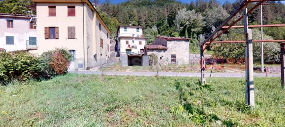 10 rooms House in Gallicano, Italy No. 237818 6