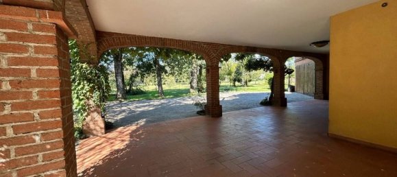 5 bedrooms Villa in Verolavecchia, Italy No. 392501 22