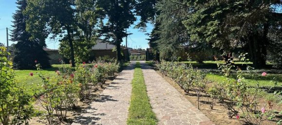 5 bedrooms Villa in Verolavecchia, Italy No. 392501 10