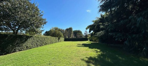 5 bedrooms Villa in Verolavecchia, Italy No. 392501 12