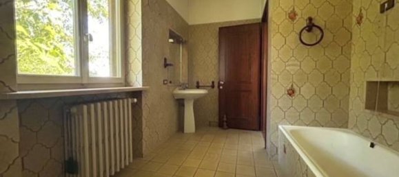 5 bedrooms Villa in Verolavecchia, Italy No. 392501 30