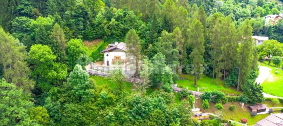 6 bedrooms Villa in Giustino, Italy No. 302576 2