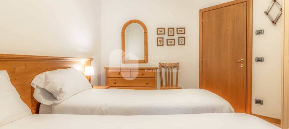 6 bedrooms Villa in Giustino, Italy No. 302576 24