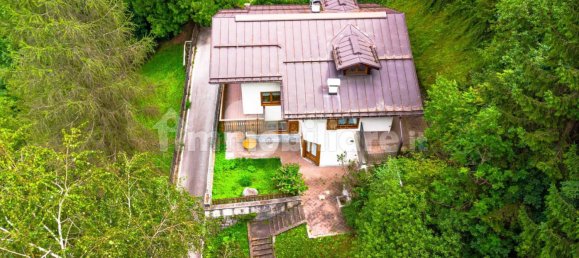 6 bedrooms Villa in Giustino, Italy No. 302576 5