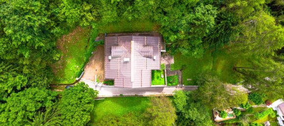 6 bedrooms Villa in Giustino, Italy No. 302576 3