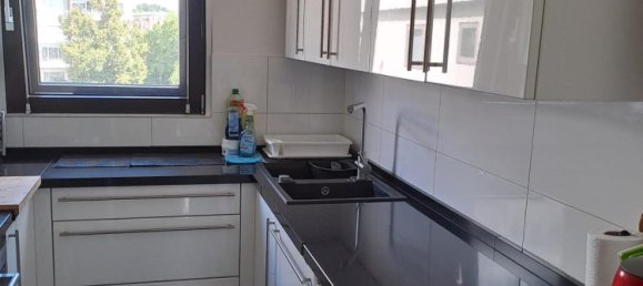 Apartamento de 3 dormitorios en Wedding, Germany No. 287103 3