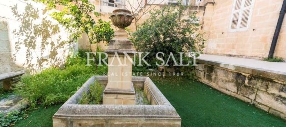 Adosado de 4 dormitorios en Sliema, Malta No. 9052 21