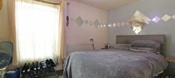 2 bedrooms Apartment in London, United Kingdom No. 12437 10