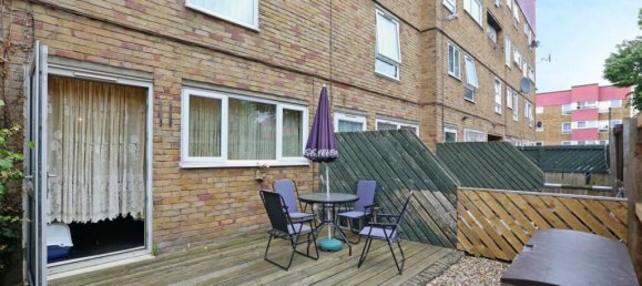 2 bedrooms Apartment in London, United Kingdom No. 12437 2