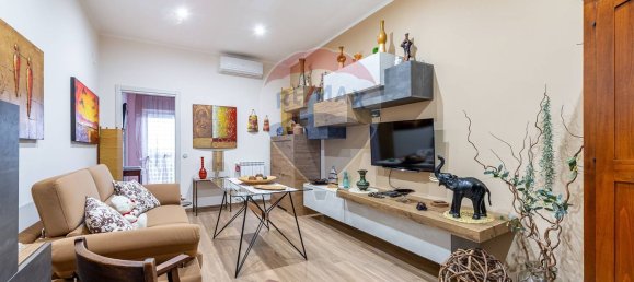 Квартира с 3 спальнями в Бари, Италия № 321672 4