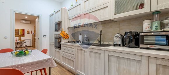 Квартира с 3 спальнями в Бари, Италия № 321672 2