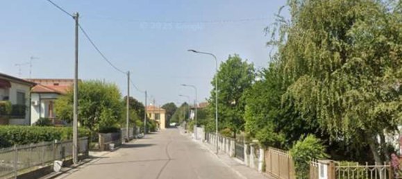 6 bedrooms House in Castellucchio, Italy No. 381821 23