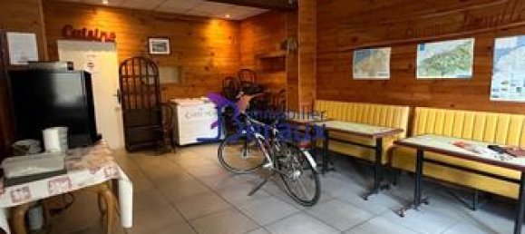 200m² Commercial property in Seine-Maritime, France No. 355319 9