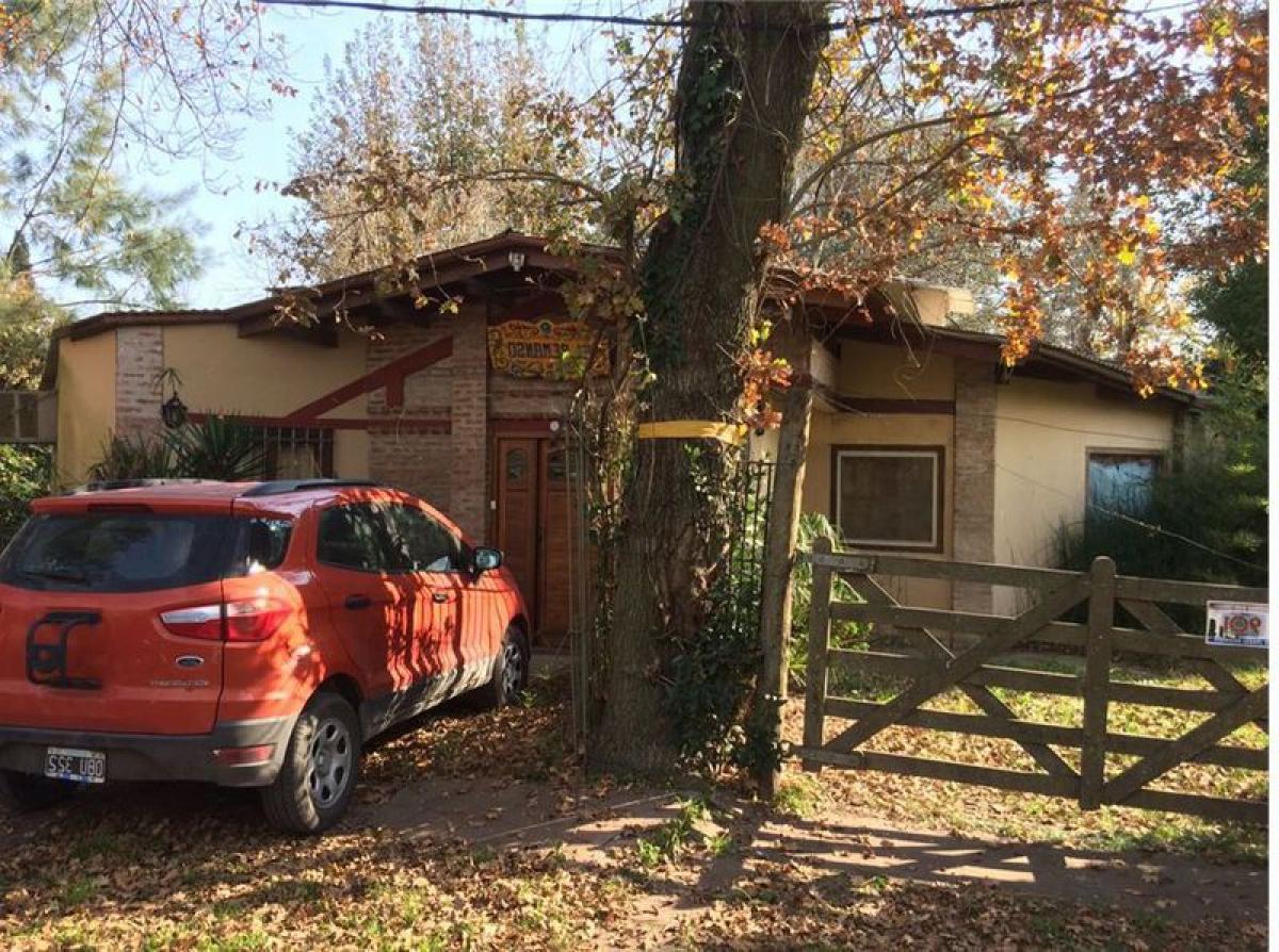 3 bedrooms House in Campo Creado, Argentina No. 9175