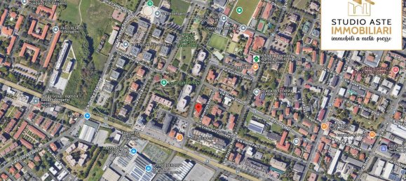 4 rooms Apartment in Bergamo, Italy No. 4890 14