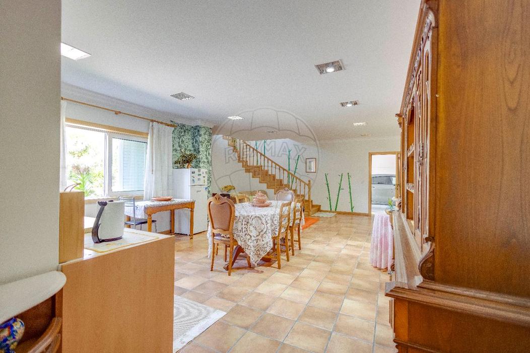 Casa de 4 dormitorios en Marco de Canaveses, Portugal No. 43329