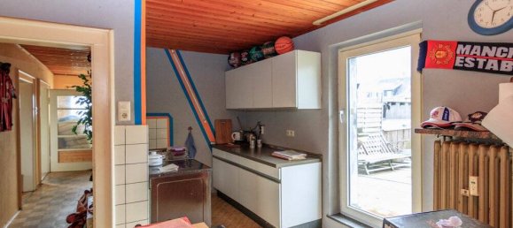 6 rooms Building in Hof, Germany No. 155685 5