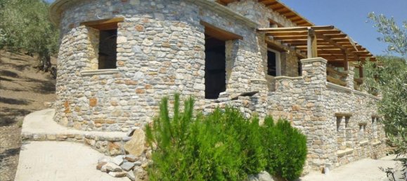 3 bedrooms Villa in Volos, Greece No. 1227 3