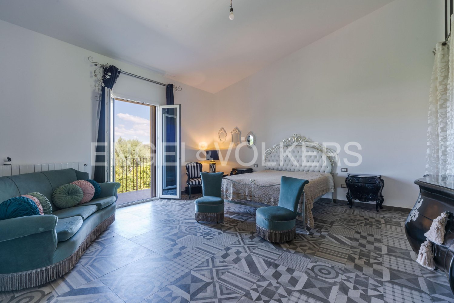 Вилла с 3 спальнями в Ното, Италия № 263284