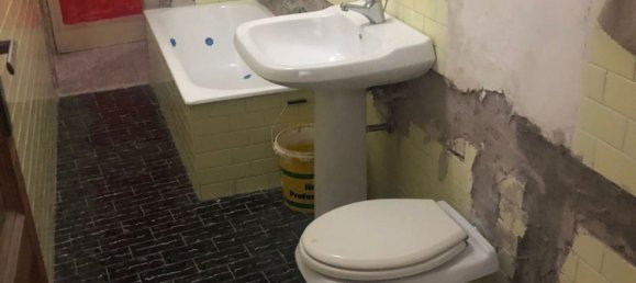 Дом с 5 комнатами в Альвито, Италия № 256355 16