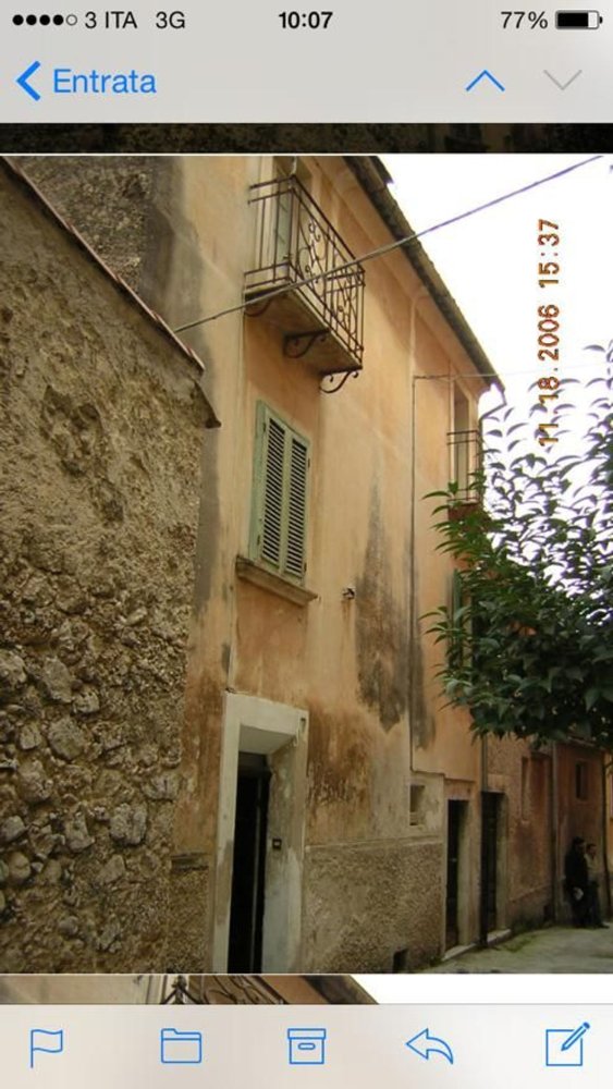 Дом с 5 комнатами в Альвито, Италия № 256355