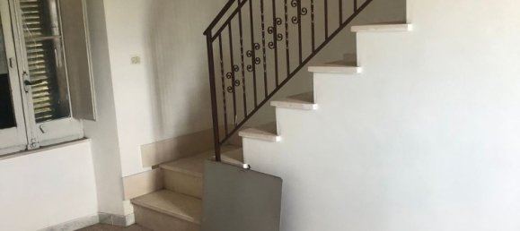 Дом с 5 комнатами в Альвито, Италия № 256355 25