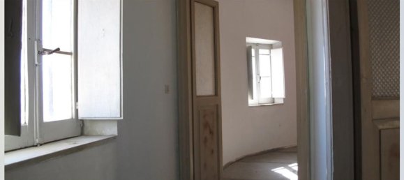 Дом с 5 комнатами в Альвито, Италия № 256355 6