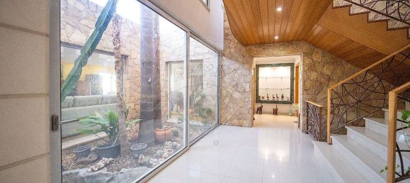 5 bedrooms House in Portimao, Portugal No. 18536 25