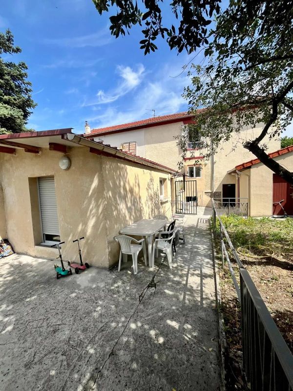 Дом с 6 комнатами в Бобиньи, Франция № 350090