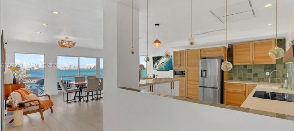 2 dormitorios propiedad comercial en venta en Miami, Miami-Dade, Florida, USA № 614199 9