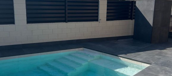 Дом с 4 спальнями в Валенсия, Испания № 160061 3