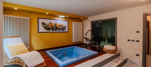 4 bedrooms Villa in Castiglione delle Stiviere, Italy No. 349832 14