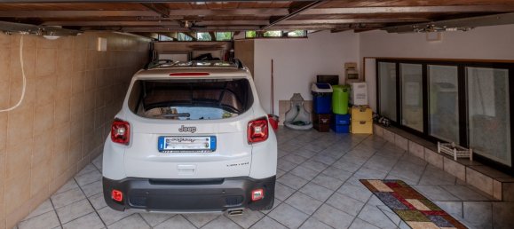 4 bedrooms Villa in Castiglione delle Stiviere, Italy No. 349832 8