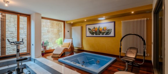 4 bedrooms Villa in Castiglione delle Stiviere, Italy No. 349832 13