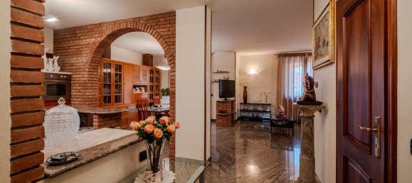 4 bedrooms Villa in Castiglione delle Stiviere, Italy No. 349832 17
