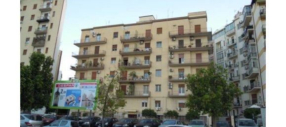 Квартира с 5 комнатами в Палермо, Италия № 254685 3